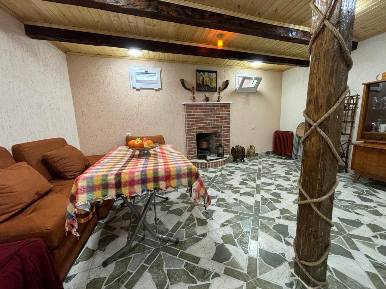 קוטאיסי Elizabeth'S Rooms מראה חיצוני תמונה
